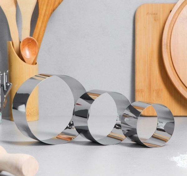 Набор форм для бенто-тортов, высота 5 см, диаметры колец: 10 см, 8 см, 6 см