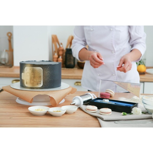 Столик поворотный пластиковый, 28×7 см