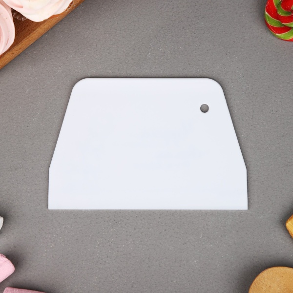 Кондитерский шпатель пластик «Чудеса», 10.2 х 0.2 х 15.3 см