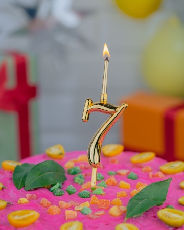 Свеча для торта без дыма "Цифра 7", золото