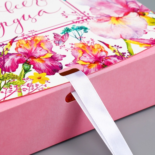 Коробка складная подарочная «От всего сердца», 20 х 18 х 5 см