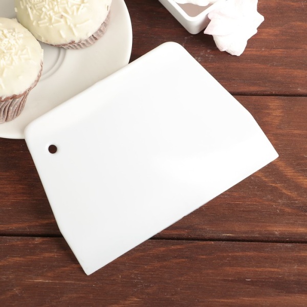 Шпатель кондитерский прямой, пластик, 13,5 x 9,5 см