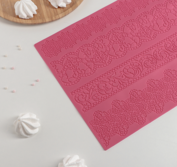 Коврик для айсинга силиконовый Доляна «Восхищение», 39×29,5 см, цвет МИКС